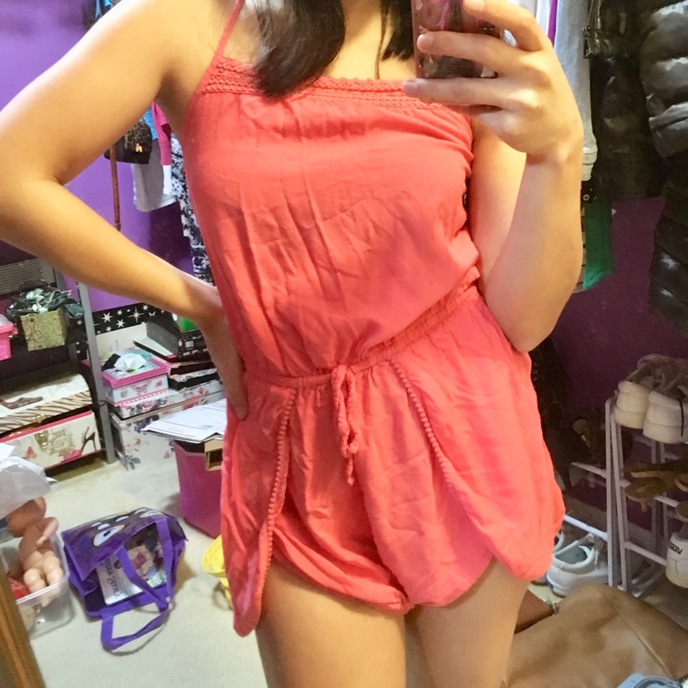 SOLD❗️Hollister romper 💕